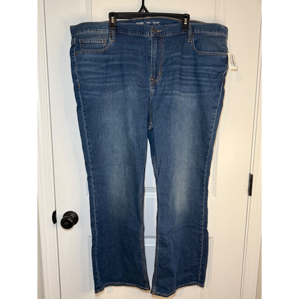Old Navy Mens Boot-Cut Built-In Flex Jeans Medium Wash Denim 46x30 NWT
